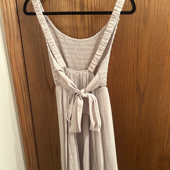 Mini grey tie back dress - Picture 2 of 3